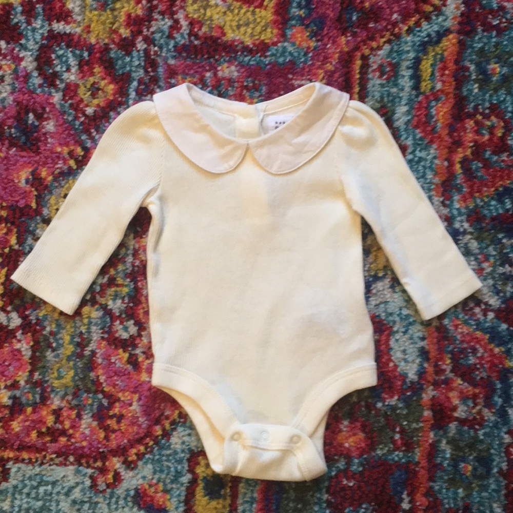 NWOT baby gap collared bodysuit